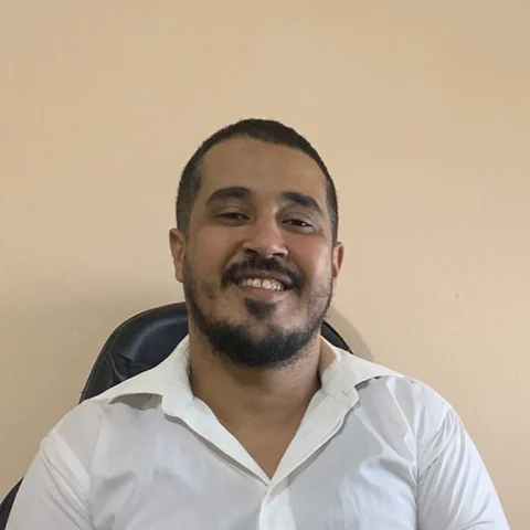 Souhaib Ismaili — Cofondateur · Développement & SEO